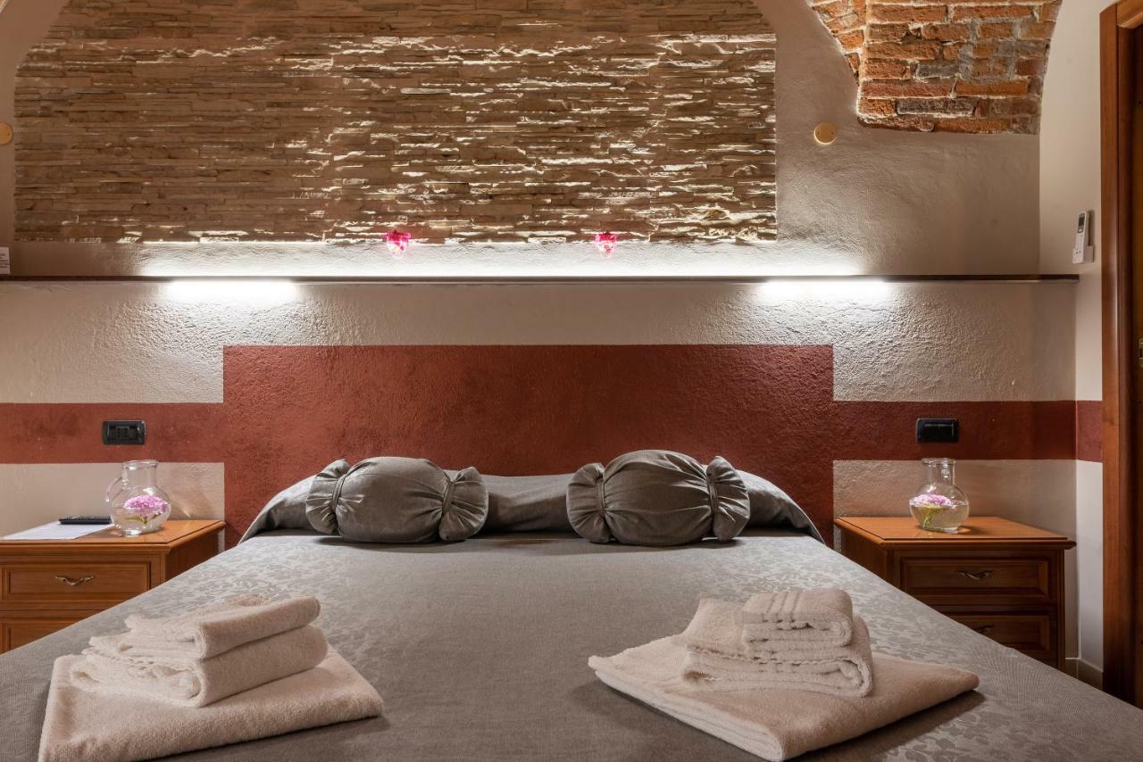 Villa Mery Casale Monferrato Eksteriør billede